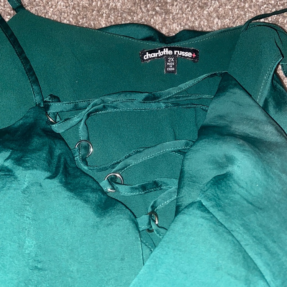 Green Silky Laced Top - Picture 2 of 2